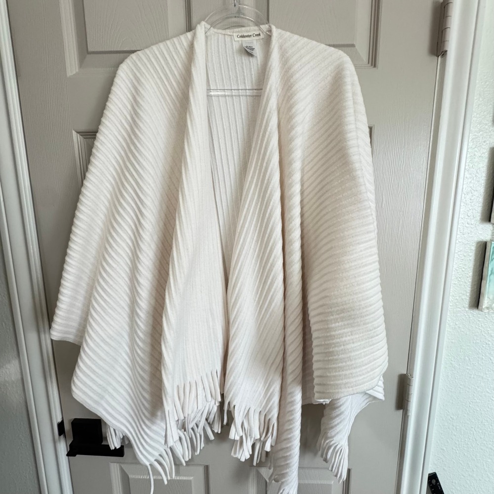 Coldwater Creek Shaw Cream Ribbed Fringe Trim Open Front Wrap One Size Cozy Chic